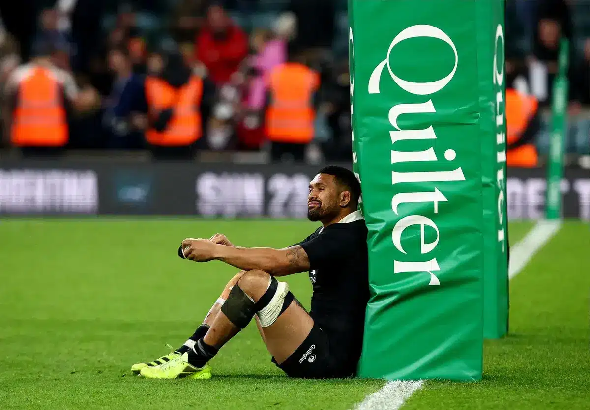 Uncertain All Blacks future sees Ardie Savea linked with shock transfer