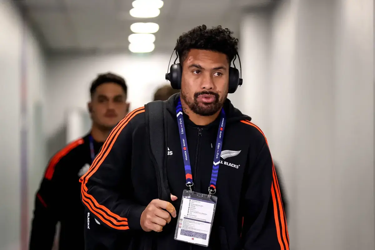 Ardie Savea one of SIX All Blacks set to swap nations