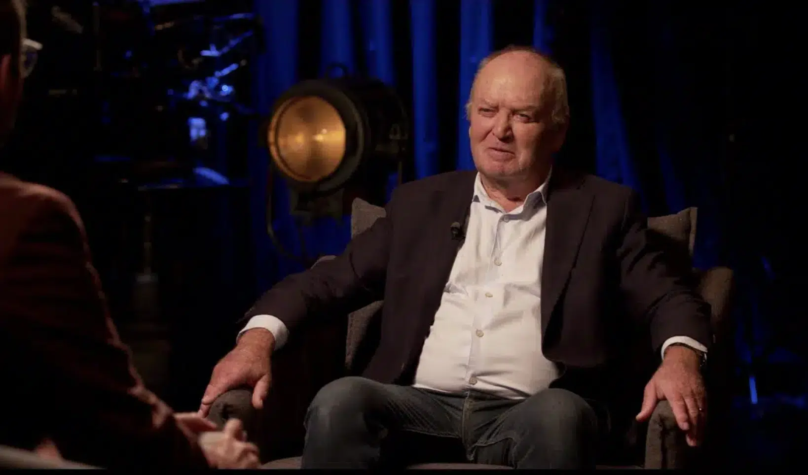 Sir Graham Henry makes shock GOAT pick – snubs Dan Carter